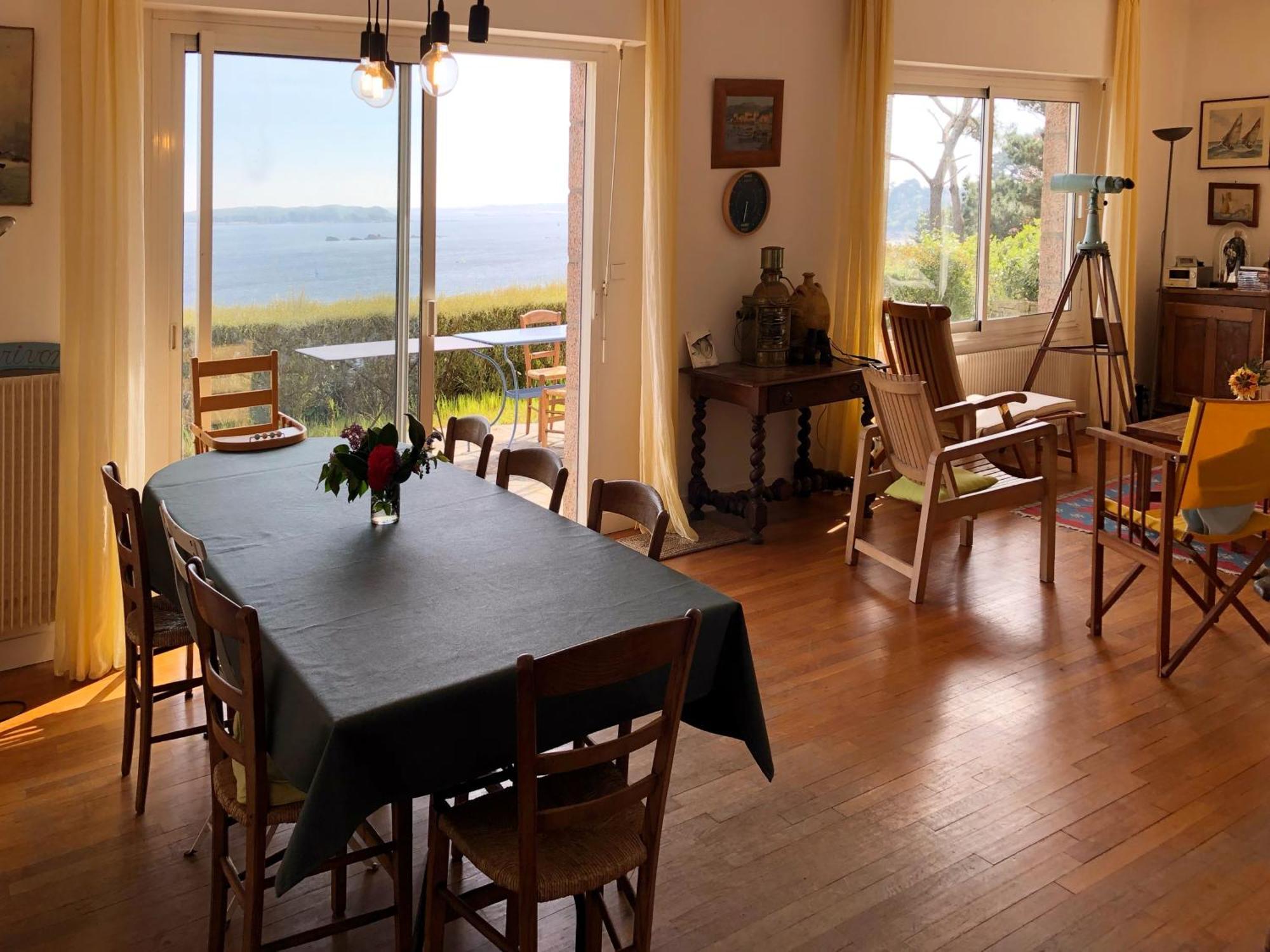 Maison Avec Vue Exceptionnelle Et Grand Jardin Perros-Guirec